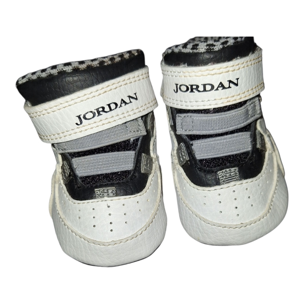 Jordan Black & White High-Top Sneakers with Velcro Strap Nike Air Fusion AJF 1c